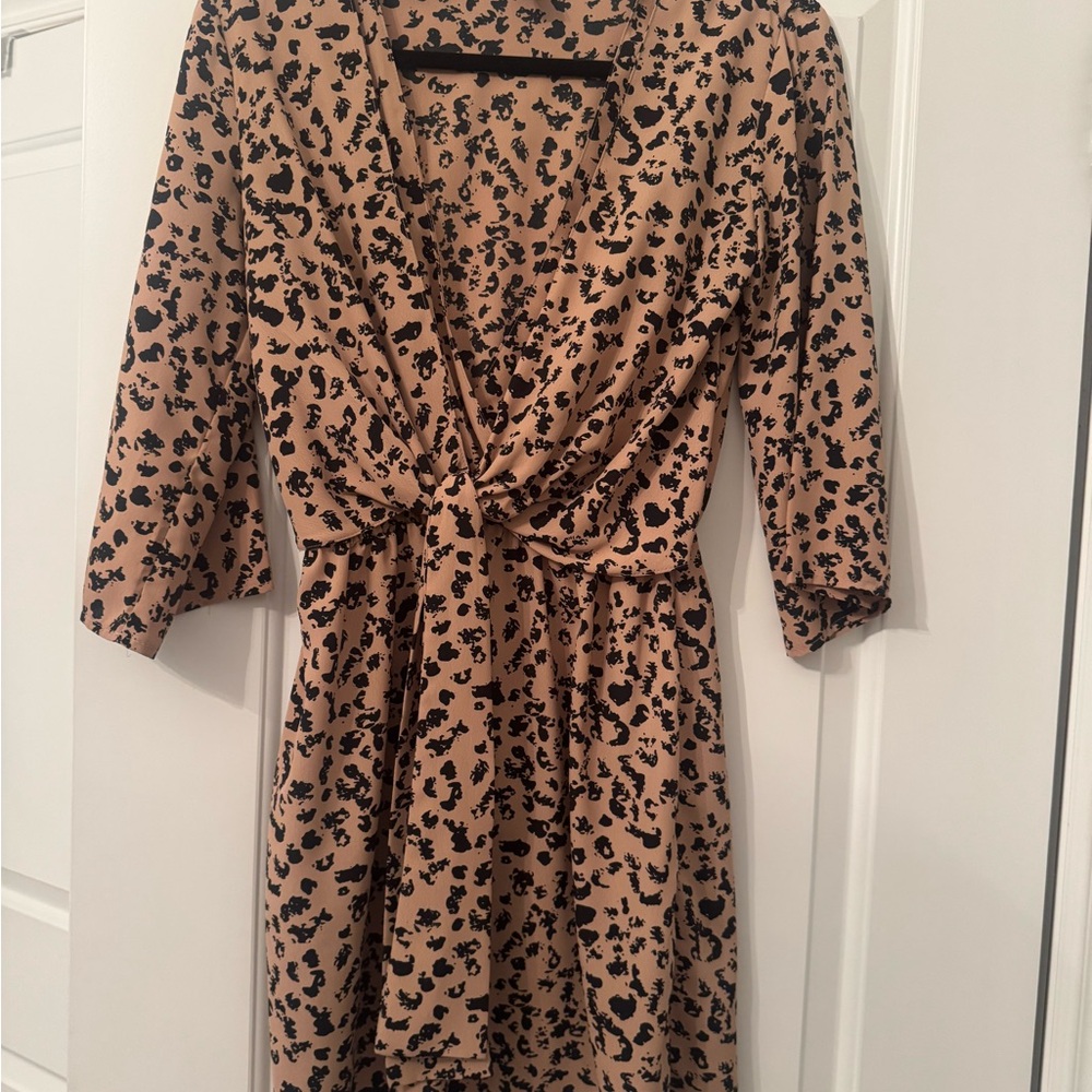 Top Shop: Stylish Women's Dress
